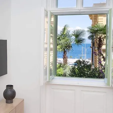 Gisela Apartment